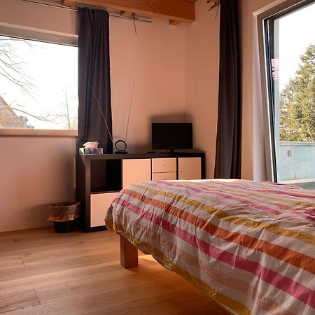 A Cozy Room In A Modern House Potsdam Esterno foto