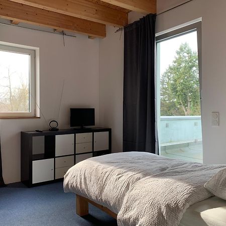 A Cozy Room In A Modern House Potsdam Esterno foto