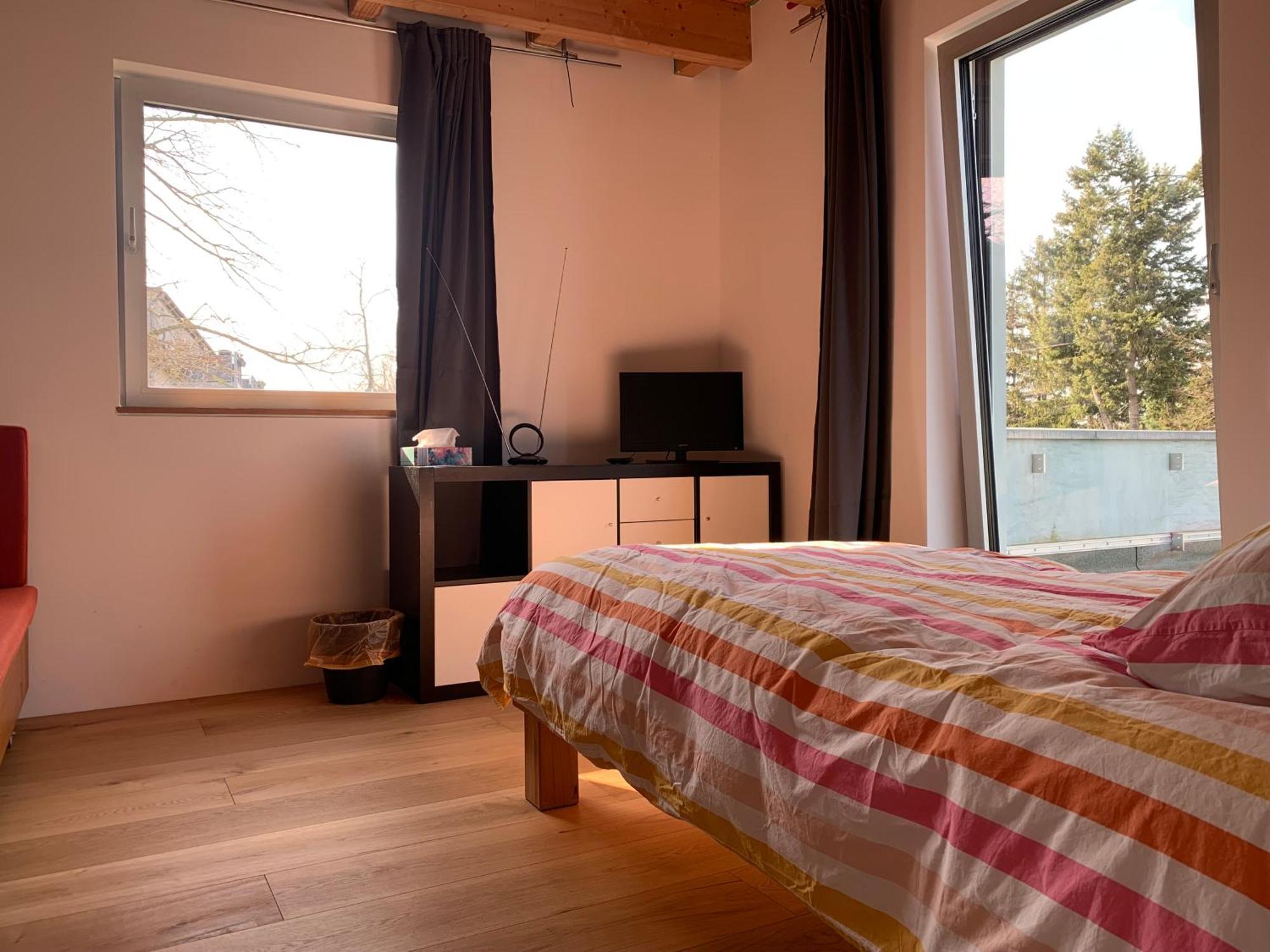 A Cozy Room In A Modern House Potsdam Esterno foto